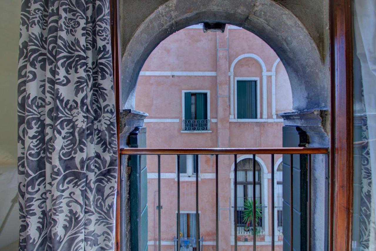 Marco Canal-Views Venedig Exterior foto